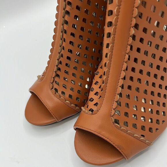 Pierre Dumas Lattice Suede Tan Ankle Heel with Peep Toe 7.5 B69 - Picture 2 of 11